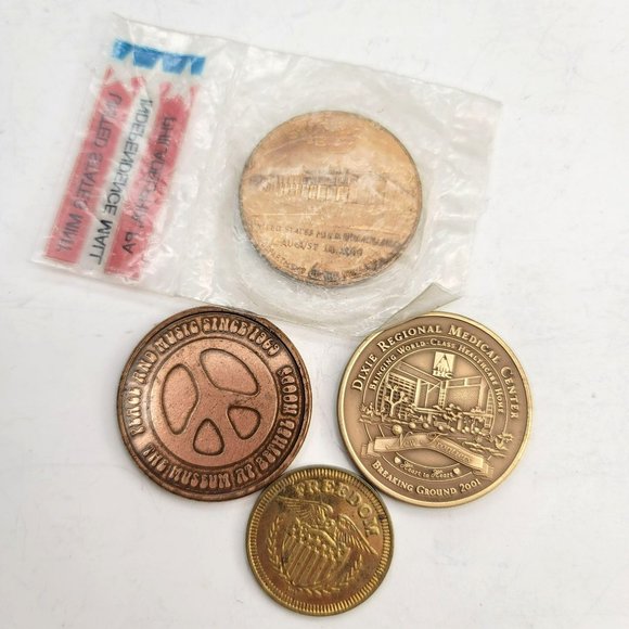 Museums and Monuments Tokens Vintage Lot Rushmore Dixie River Bethyl Woods SC827 - Picture 3 of 3